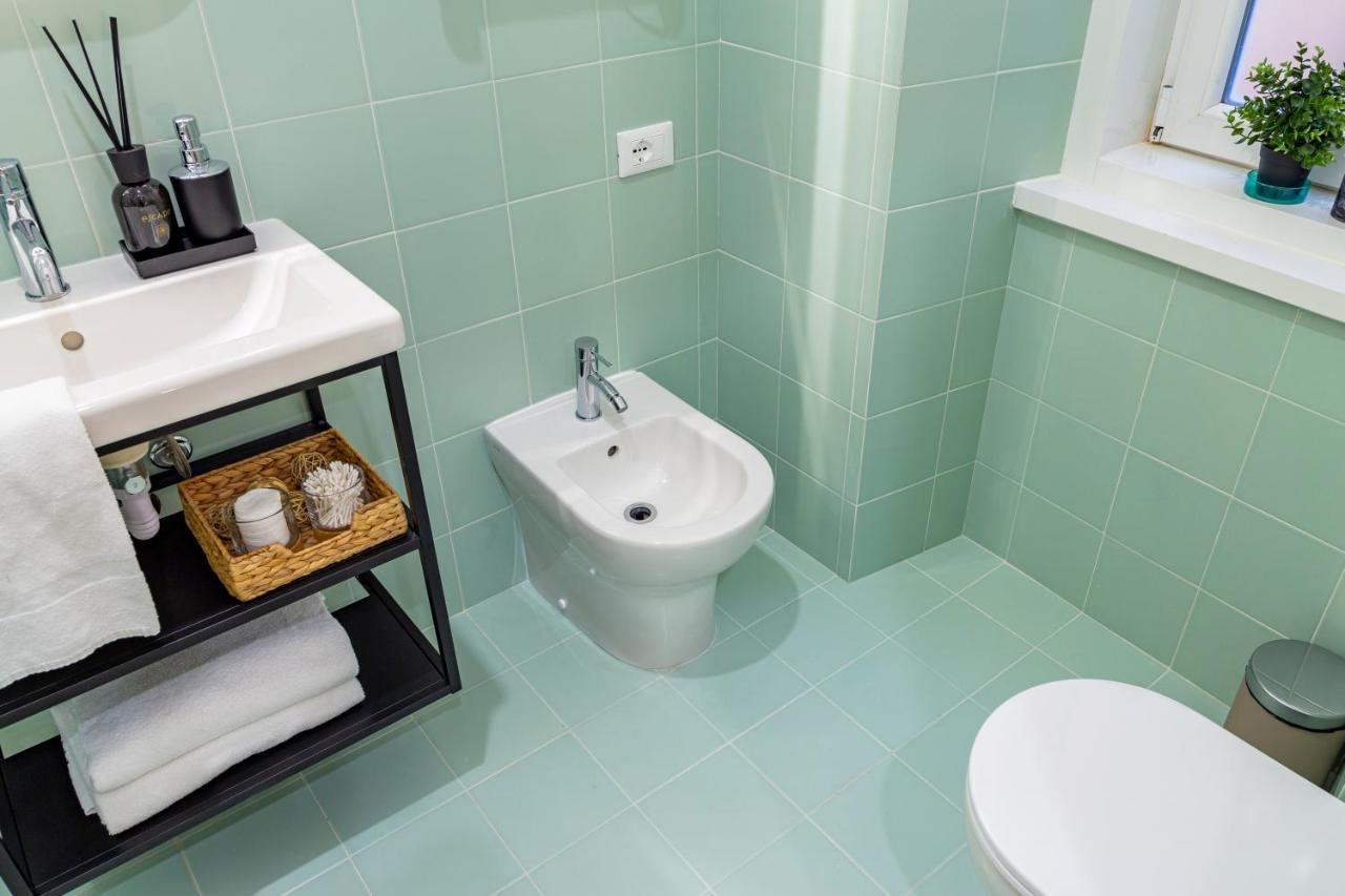 Lovely Nest In The City Center Fast Wifi Trieste Luaran gambar